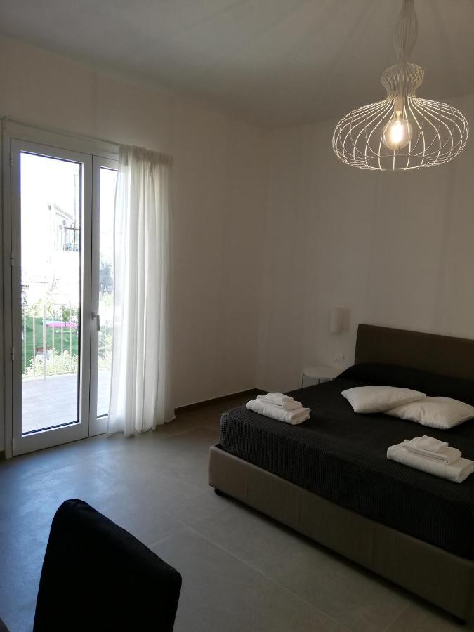 Chiaralice Villa โนโต ภายนอก รูปภาพ